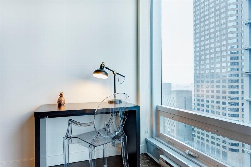 Bleury Furnished Apartments image 127