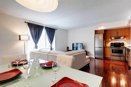 Bleury Furnished Apartments image 55