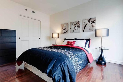 Bleury Furnished Apartments image 61