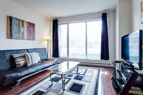 Bleury Furnished Apartments image 69