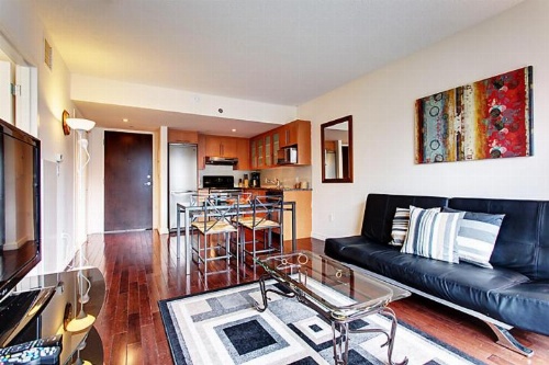 Bleury Furnished Apartments image 71